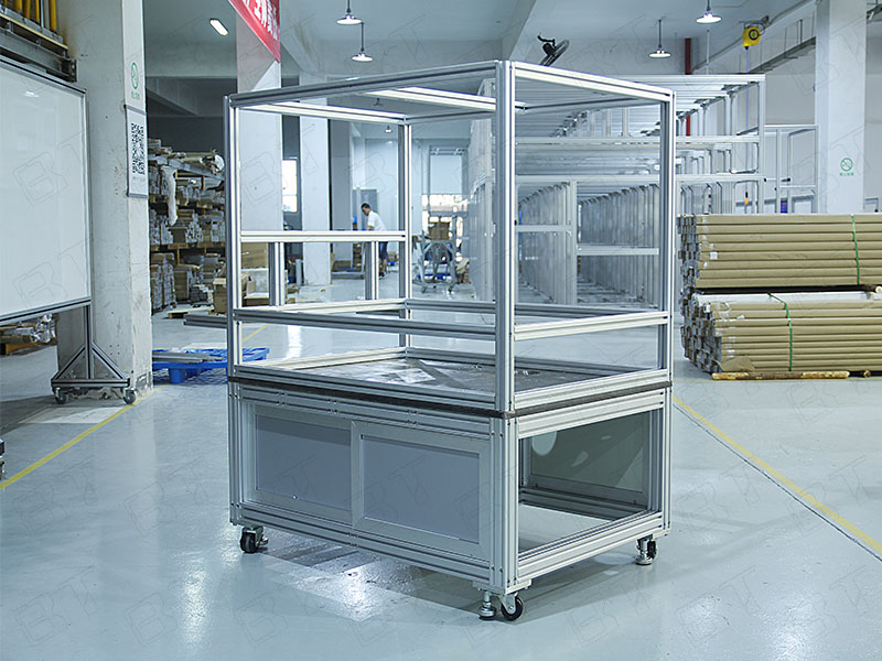 多功能工作臺(tái)